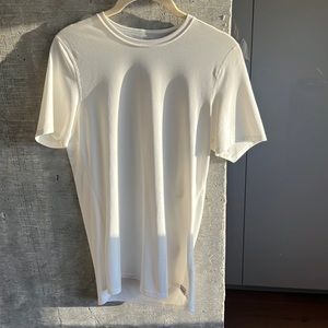 Patagonia silkweight white top size small